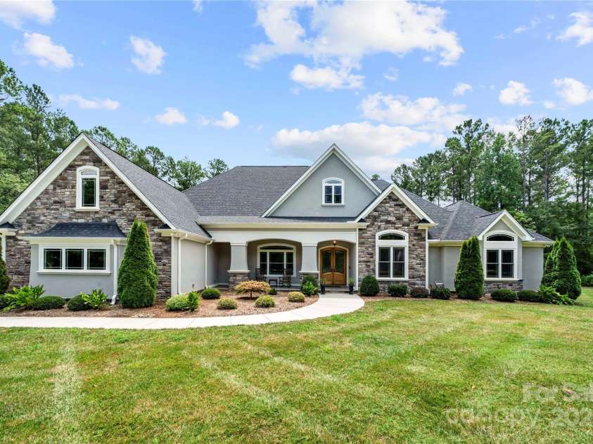 650 Top Ridge Lane, Clover, SC 29710.  MLS# CAR4280257, YatesRealty ID 33174. 