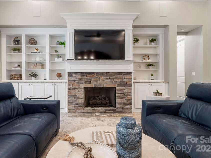 650 Top Ridge Lane, Clover, SC 29710.  MLS# CAR4280257, YatesRealty ID 33174. 