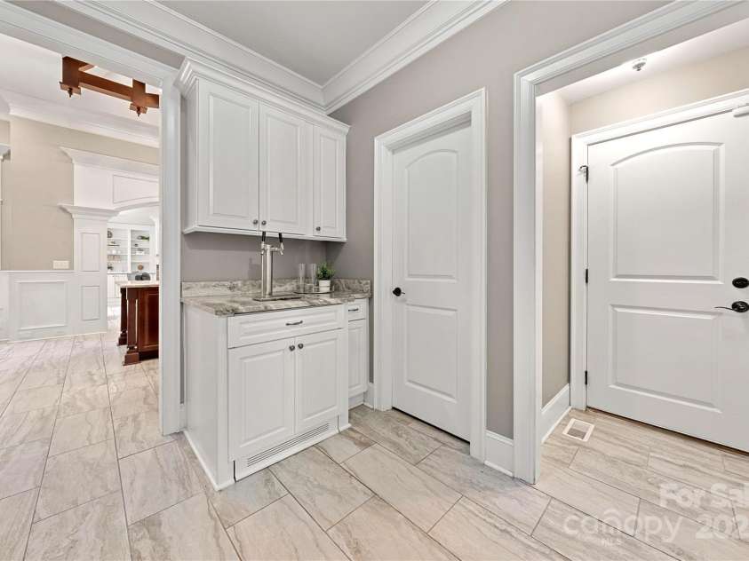 650 Top Ridge Lane, Clover, SC 29710.  MLS# CAR4280257, YatesRealty ID 33174. 