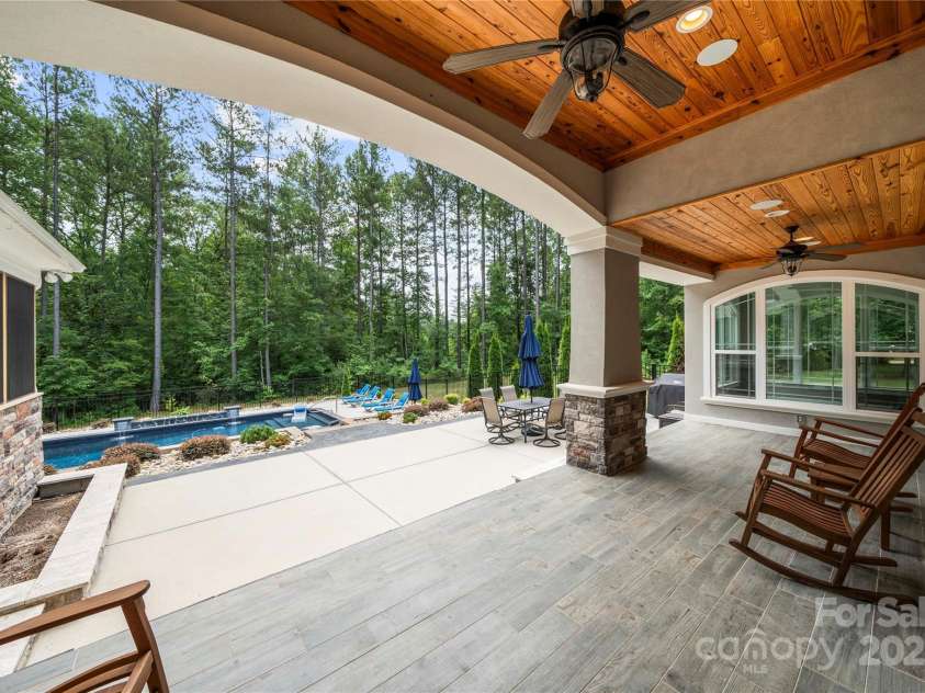 650 Top Ridge Lane, Clover, SC 29710.  MLS# CAR4280257, YatesRealty ID 33174. 