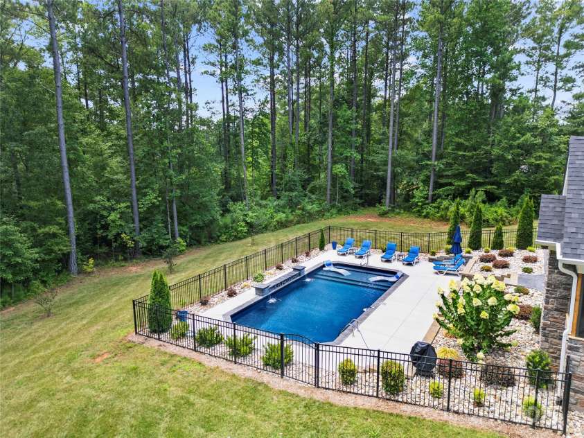 650 Top Ridge Lane, Clover, SC 29710.  MLS# CAR4280257, YatesRealty ID 33174. 