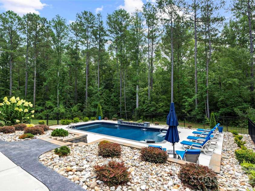 650 Top Ridge Lane, Clover, SC 29710.  MLS# CAR4280257, YatesRealty ID 33174. 