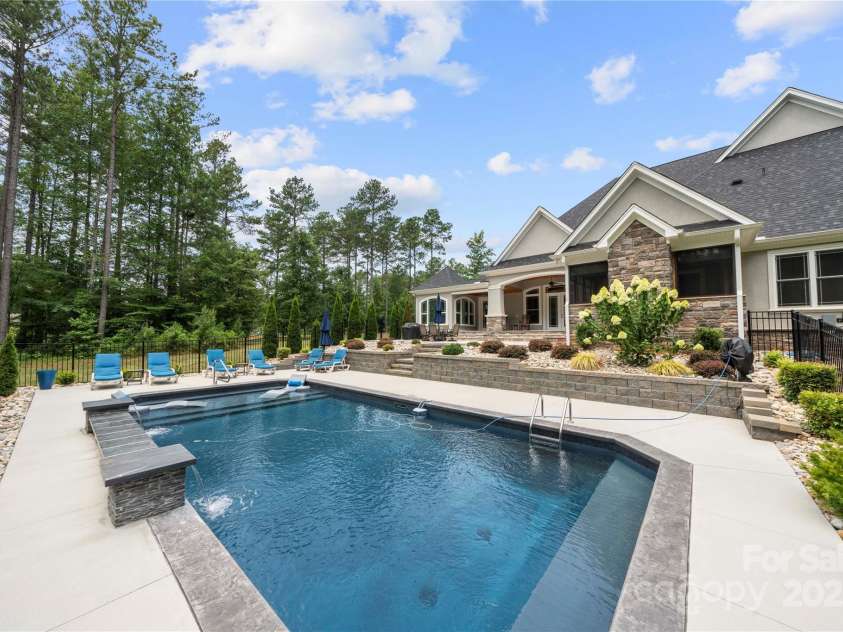 650 Top Ridge Lane, Clover, SC 29710.  MLS# CAR4280257, YatesRealty ID 33174. 