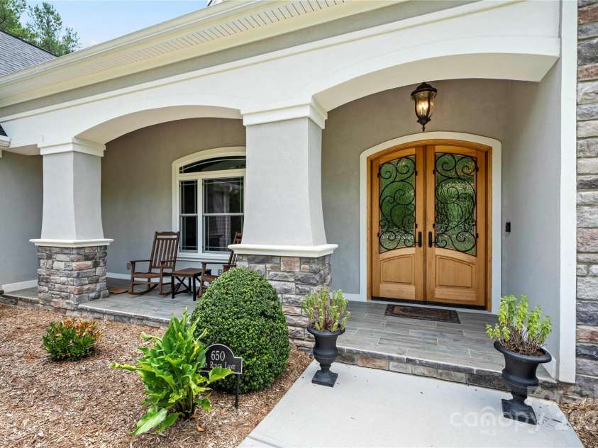 650 Top Ridge Lane, Clover, SC 29710.  MLS# CAR4280257, YatesRealty ID 33174. 