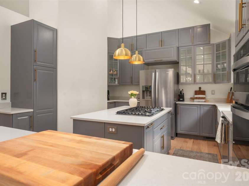7917 Serendipity Lane, Charlotte, NC 28277.  MLS# CAR4389699, YatesRealty ID 33175. 