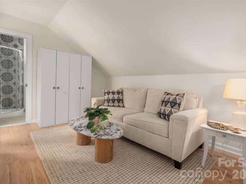 7917 Serendipity Lane, Charlotte, NC 28277.  MLS# CAR4389699, YatesRealty ID 33175. 