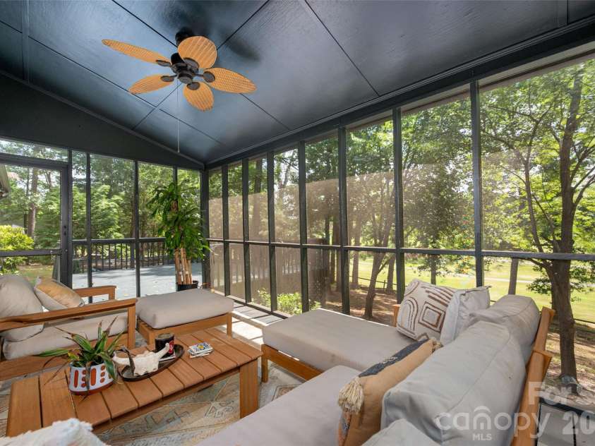 7917 Serendipity Lane, Charlotte, NC 28277.  MLS# CAR4389699, YatesRealty ID 33175. 