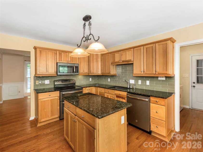14437 Raynham Drive, Charlotte, NC 28262.  MLS# CAR4398185, YatesRealty ID 33176. 