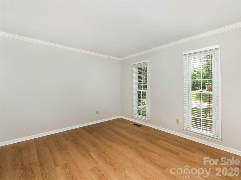14437 Raynham Drive, Charlotte, NC 28262.  MLS# CAR4398185, YatesRealty ID 33176. 