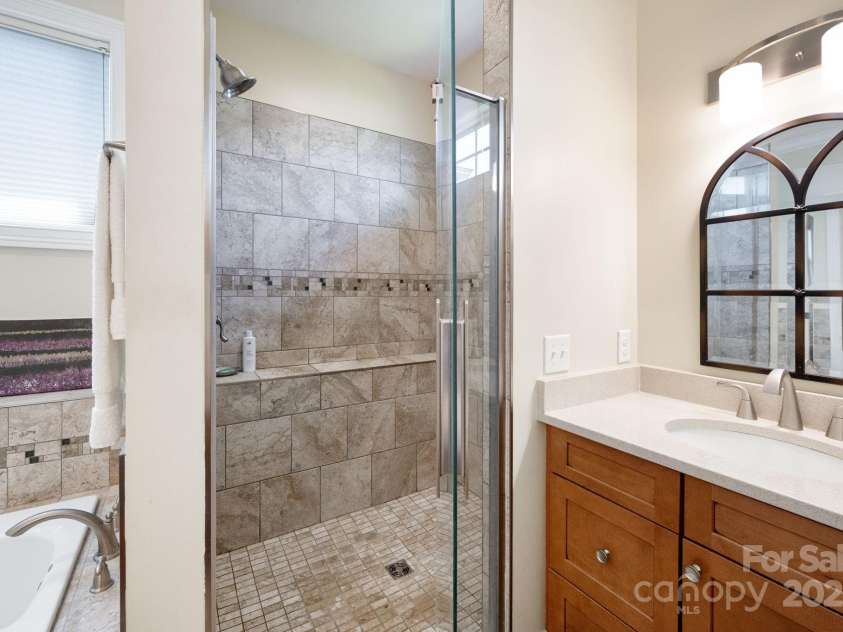33 Penley Park Drive, Weaverville, NC 28787.  MLS# CAR4286490, YatesRealty ID 33176. 
