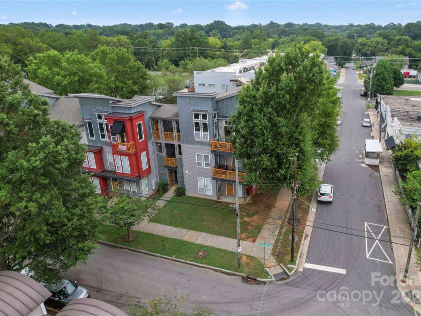 1204 Caldwell Street, Charlotte, NC 28206.  MLS# CAR4290307, YatesRealty ID 33177. 