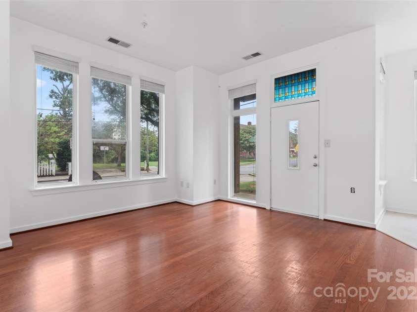 1204 Caldwell Street, Charlotte, NC 28206.  MLS# CAR4290307, YatesRealty ID 33177. 
