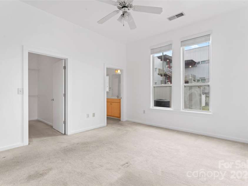 1204 Caldwell Street, Charlotte, NC 28206.  MLS# CAR4290307, YatesRealty ID 33177. 