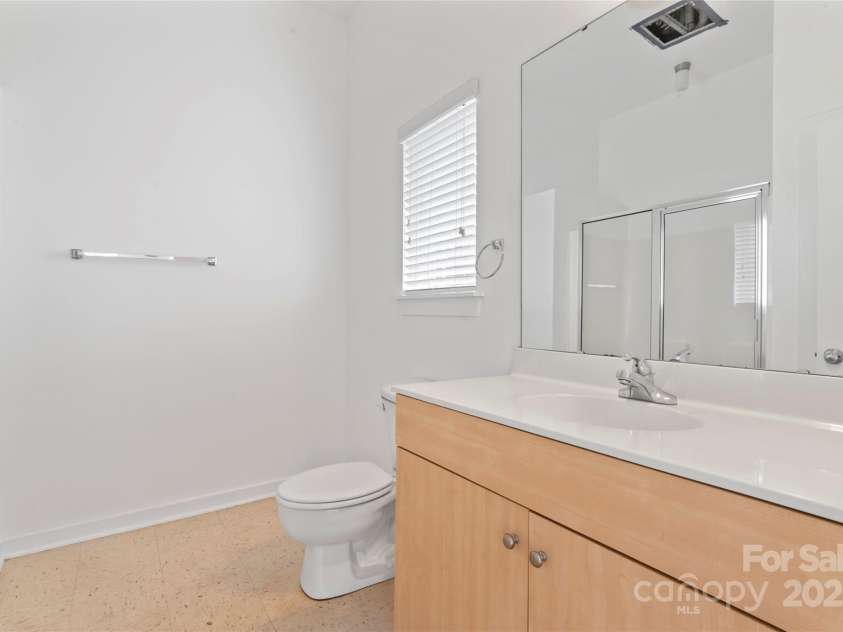 1204 Caldwell Street, Charlotte, NC 28206.  MLS# CAR4290307, YatesRealty ID 33177. 