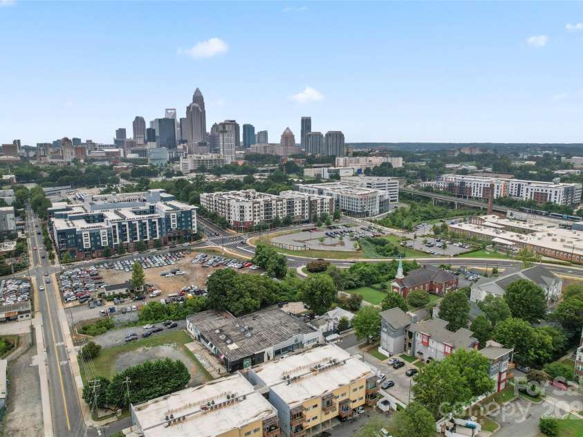 1204 Caldwell Street, Charlotte, NC 28206.  MLS# CAR4290307, YatesRealty ID 33177. 