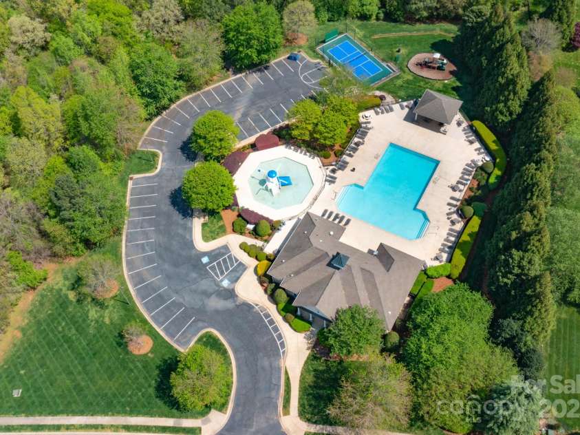 3304 Taviston Drive, Waxhaw, NC 28173.  MLS# CAR4234395, YatesRealty ID 33178. 