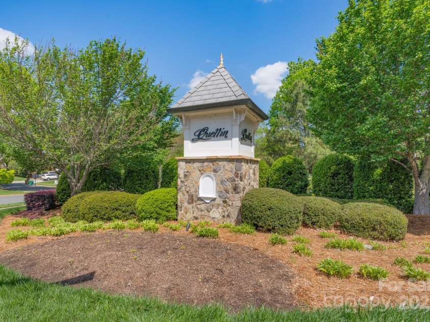 3304 Taviston Drive, Waxhaw, NC 28173.  MLS# CAR4234395, YatesRealty ID 33178. 