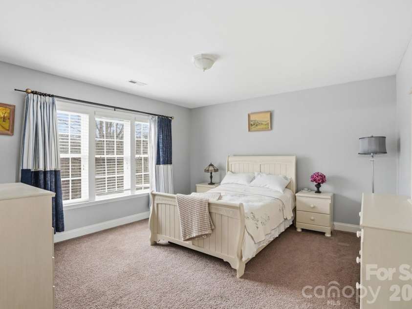 3304 Taviston Drive, Waxhaw, NC 28173.  MLS# CAR4335355, YatesRealty ID 33178. 