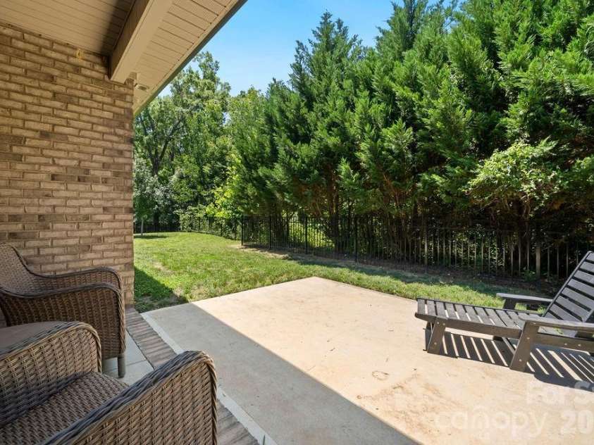5226 Sustar Drive, Monroe, NC 28110.  MLS# CAR4392806, YatesRealty ID 33178. 