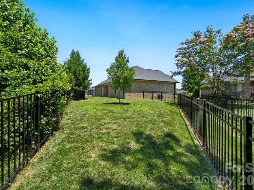 5226 Sustar Drive, Monroe, NC 28110.  MLS# CAR4392806, YatesRealty ID 33178. 
