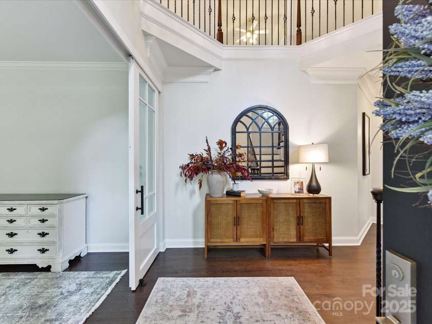 4032 Cambridge Hill Lane, Charlotte, NC 28270.  MLS# CAR4277573, YatesRealty ID 33179. 2-story entry