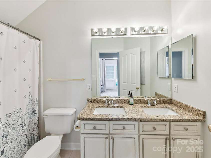 4032 Cambridge Hill Lane, Charlotte, NC 28270.  MLS# CAR4277573, YatesRealty ID 33179. 3rd full bath upstairs