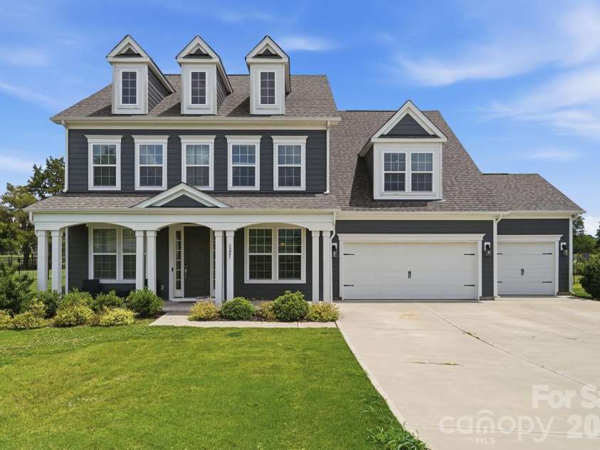 3205 Kintore Lane, Concord, NC 28027.  MLS# CAR4394370, YatesRealty ID 33180. 