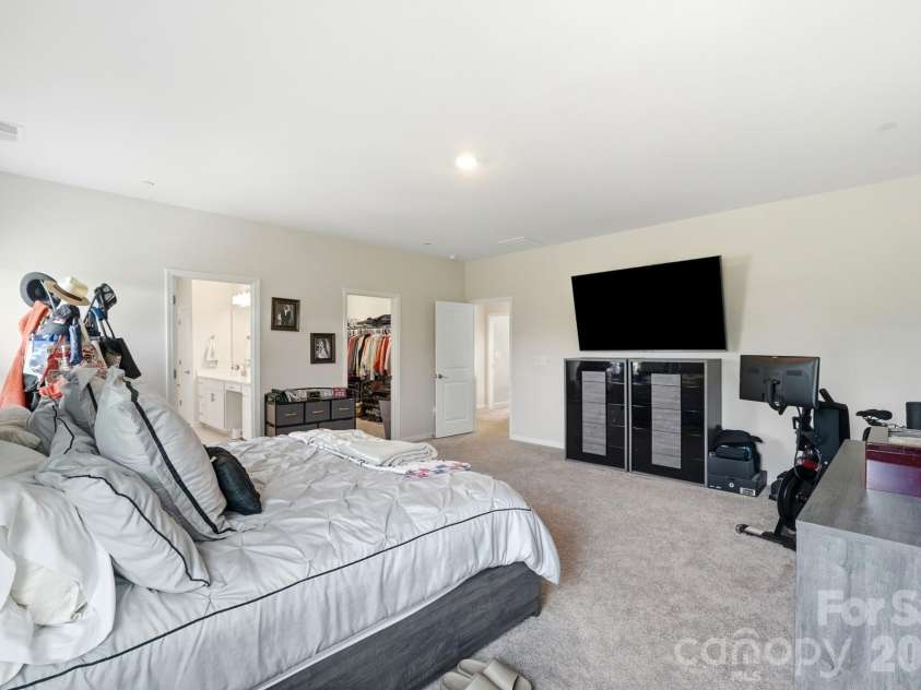 3205 Kintore Lane, Concord, NC 28027.  MLS# CAR4394370, YatesRealty ID 33180. 