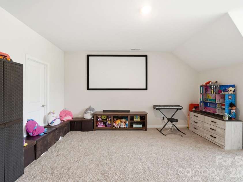 3205 Kintore Lane, Concord, NC 28027.  MLS# CAR4394370, YatesRealty ID 33180. 