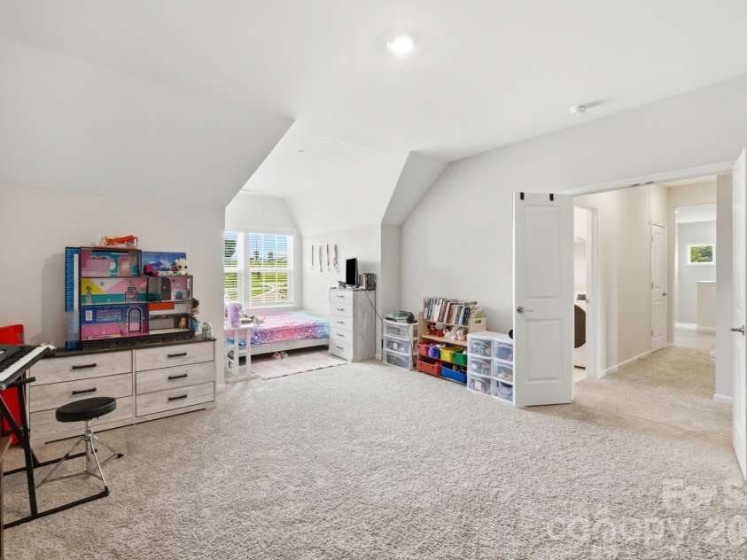 3205 Kintore Lane, Concord, NC 28027.  MLS# CAR4394370, YatesRealty ID 33180. 