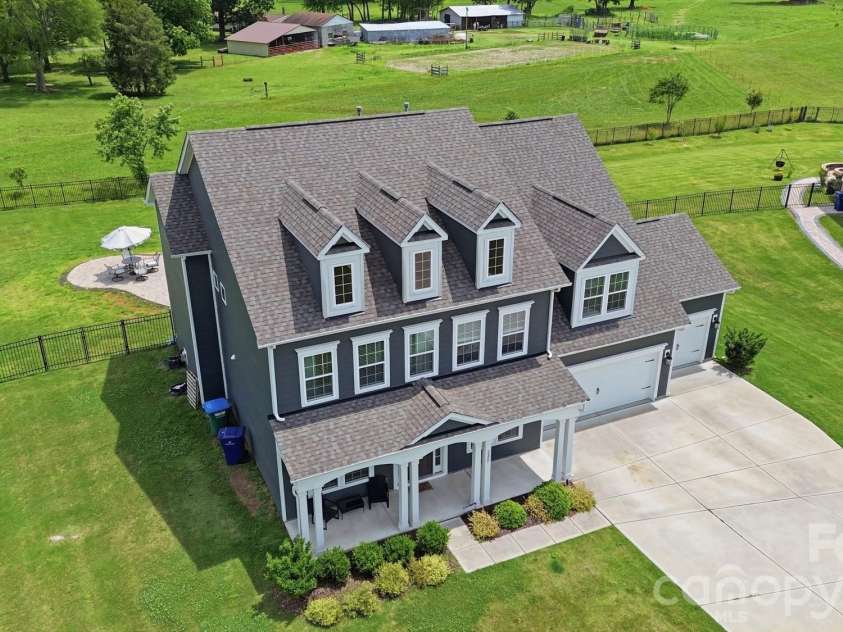 3205 Kintore Lane, Concord, NC 28027.  MLS# CAR4394370, YatesRealty ID 33180. 
