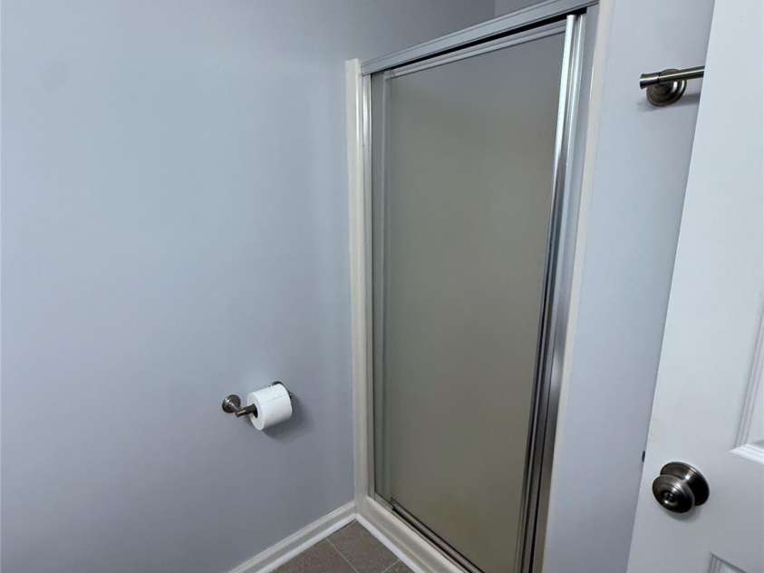 6007 Crosswood Court, Charlotte, NC 28215.  MLS# CAR4271752, YatesRealty ID 33181. 