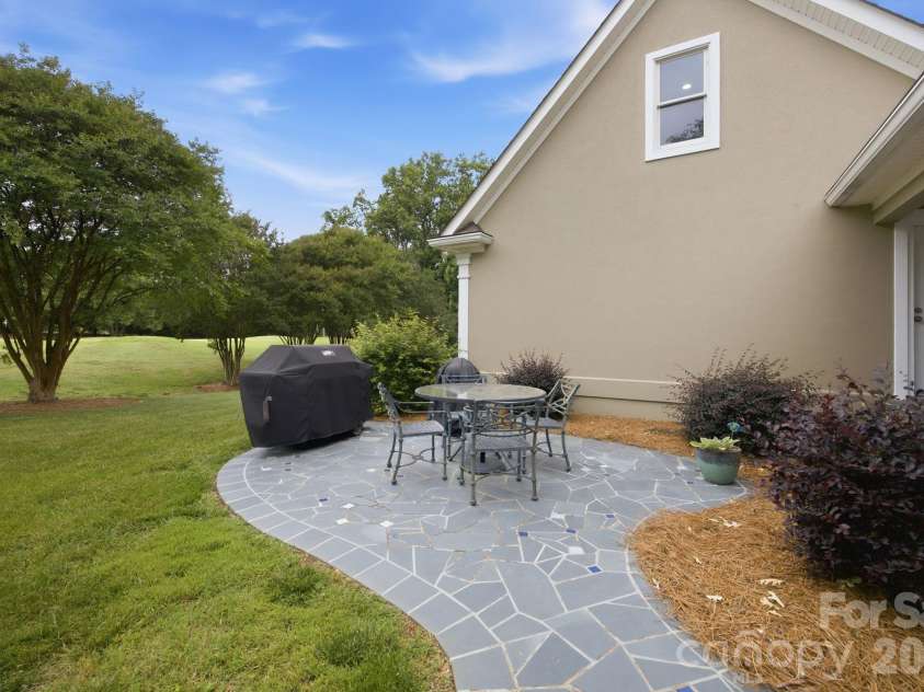 242 Mallard Way, Mooresville, NC 28117.  MLS# CAR4381736, YatesRealty ID 33182. 