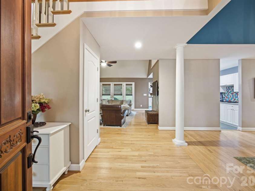 242 Mallard Way, Mooresville, NC 28117.  MLS# CAR4381736, YatesRealty ID 33182. 