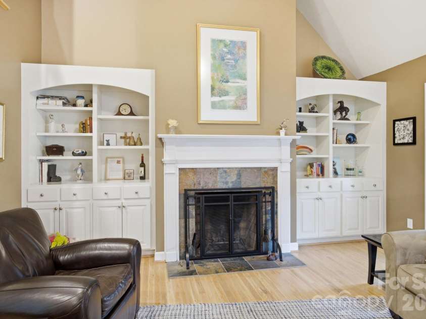 242 Mallard Way, Mooresville, NC 28117.  MLS# CAR4381736, YatesRealty ID 33182. 
