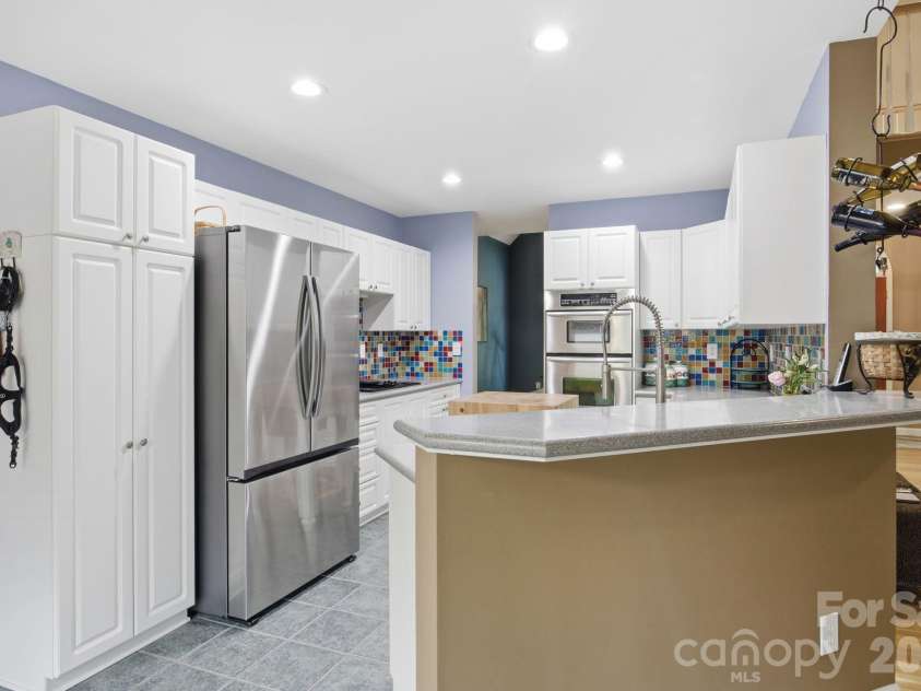242 Mallard Way, Mooresville, NC 28117.  MLS# CAR4381736, YatesRealty ID 33182. 