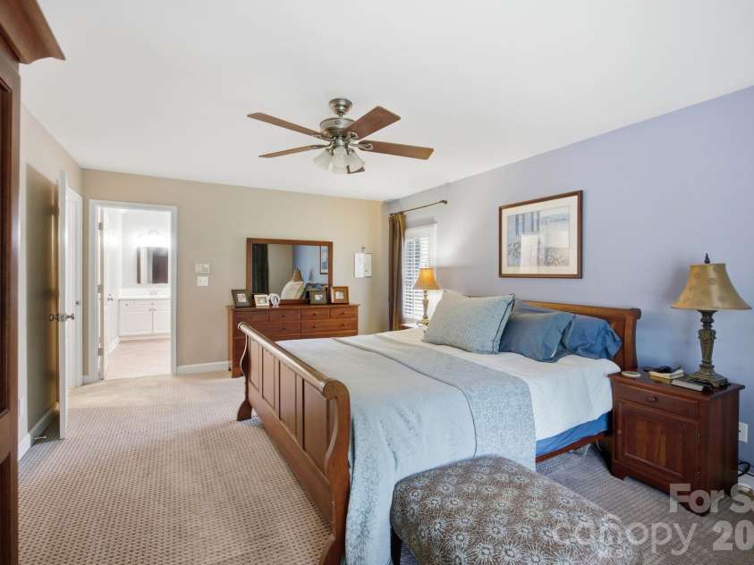 242 Mallard Way, Mooresville, NC 28117.  MLS# CAR4381736, YatesRealty ID 33182. 