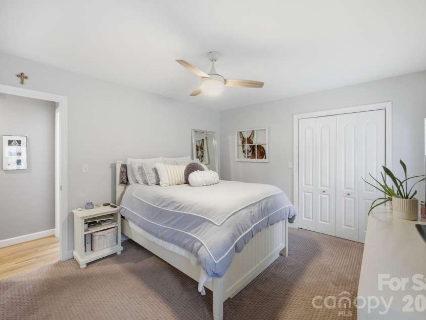 242 Mallard Way, Mooresville, NC 28117.  MLS# CAR4381736, YatesRealty ID 33182. 