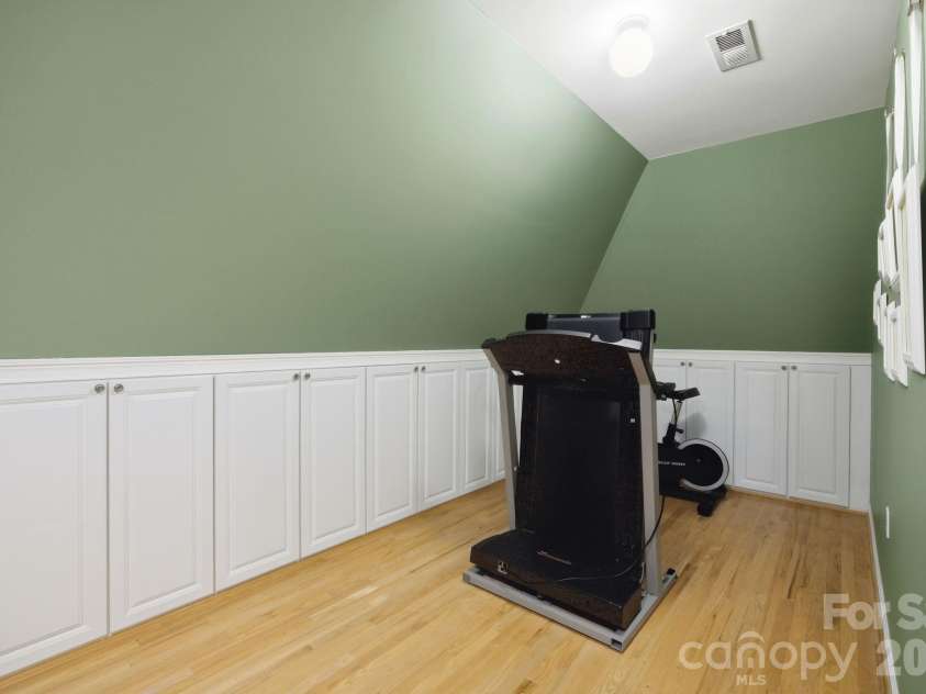 242 Mallard Way, Mooresville, NC 28117.  MLS# CAR4381736, YatesRealty ID 33182. 