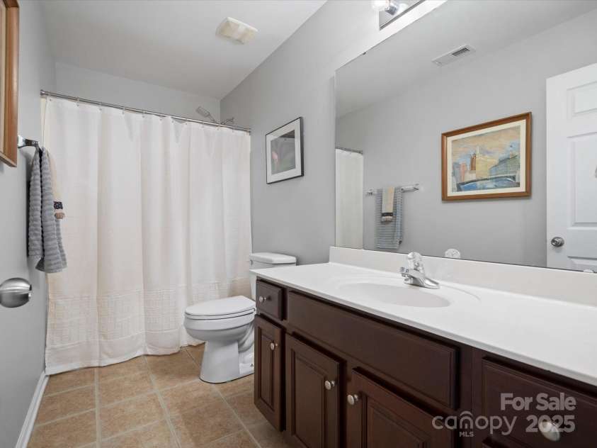 3432 Bruce Ridge, Clover, SC 29710.  MLS# CAR4279076, YatesRealty ID 33182. 