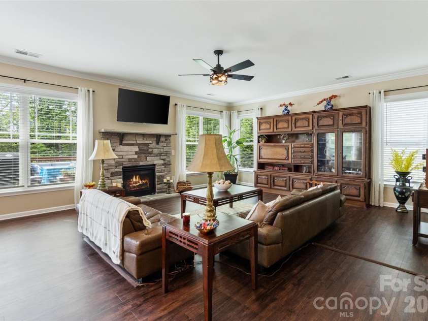 6008 Britannia Boulevard, Waxhaw, NC 28173.  MLS# CAR4396319, YatesRealty ID 33183. 