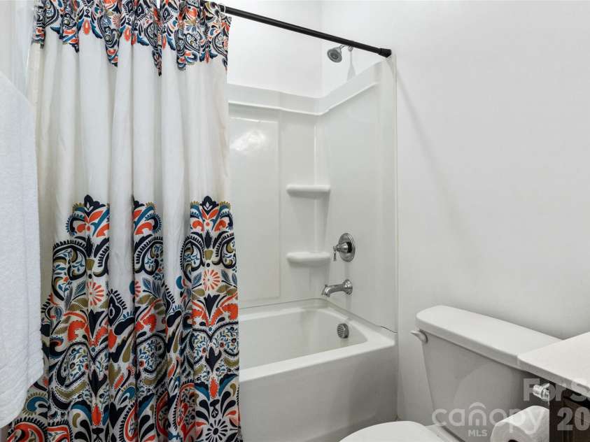 6008 Britannia Boulevard, Waxhaw, NC 28173.  MLS# CAR4396319, YatesRealty ID 33183. 