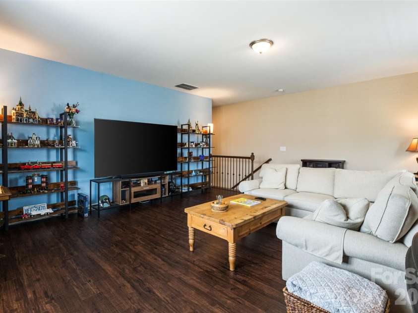 6008 Britannia Boulevard, Waxhaw, NC 28173.  MLS# CAR4396319, YatesRealty ID 33183. 