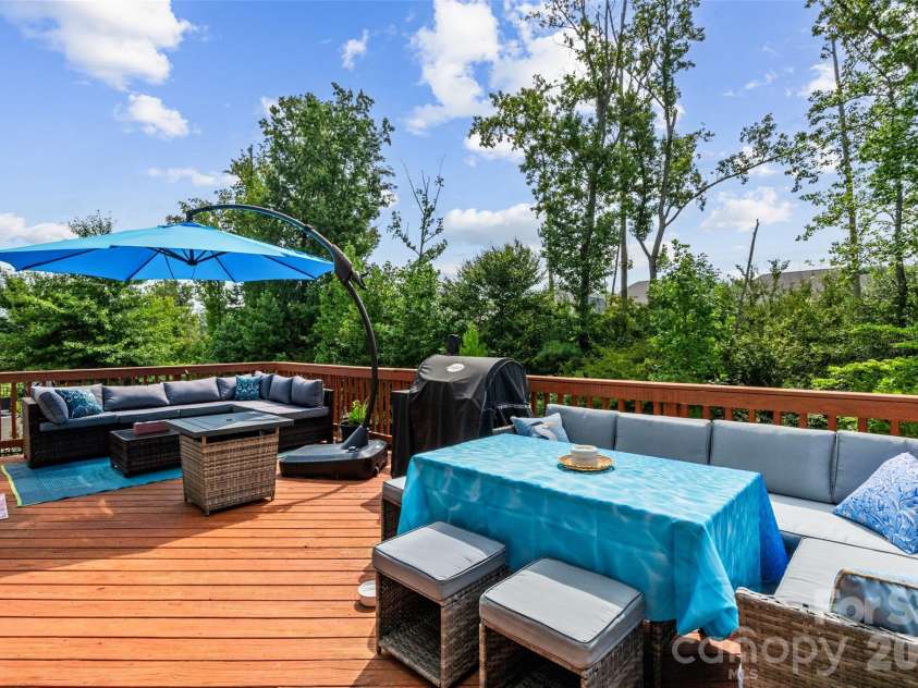 6008 Britannia Boulevard, Waxhaw, NC 28173.  MLS# CAR4396319, YatesRealty ID 33183. 