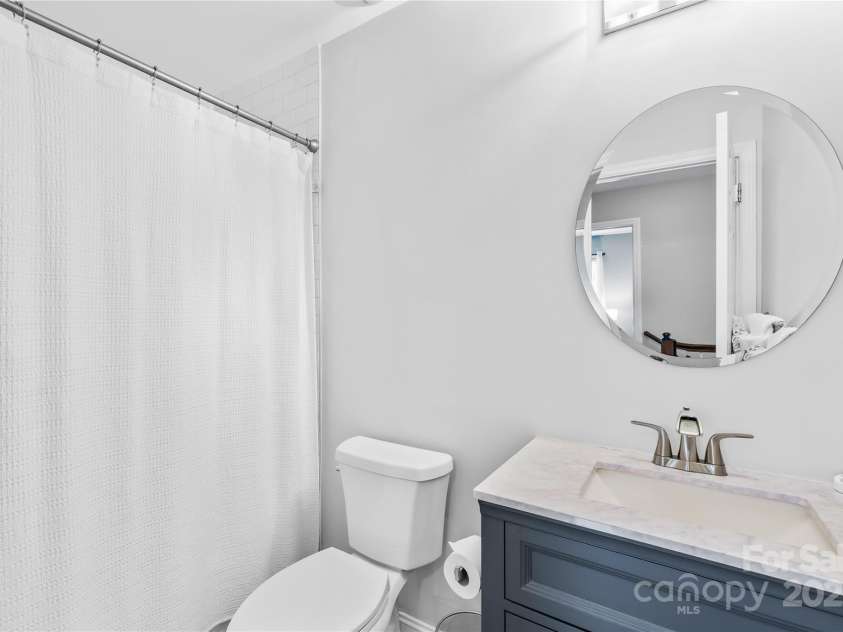 19739 Valiant Way, Cornelius, NC 28031.  MLS# CAR4288737, YatesRealty ID 33184. 
