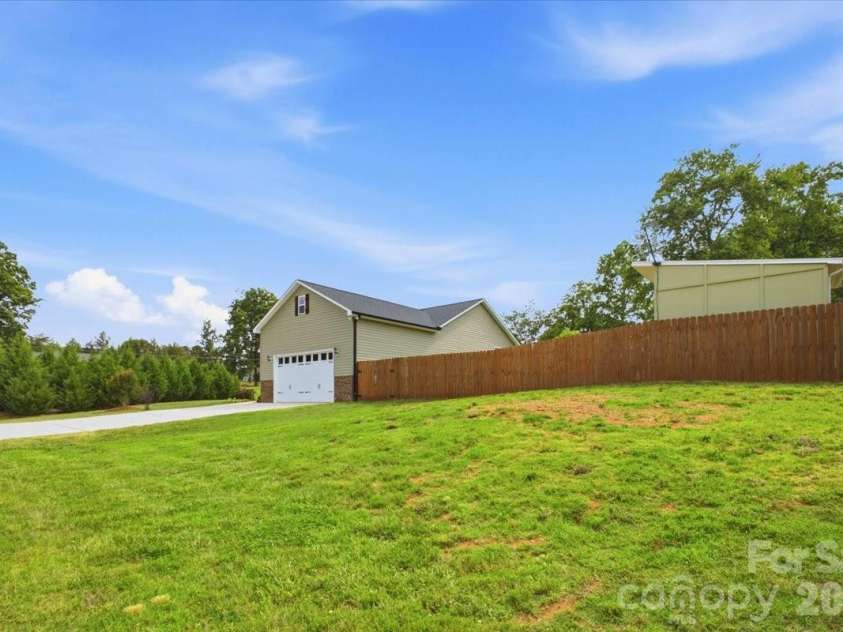 3788 Rene Lane, Maiden, NC 28650.  MLS# CAR4393846, YatesRealty ID 33184. 