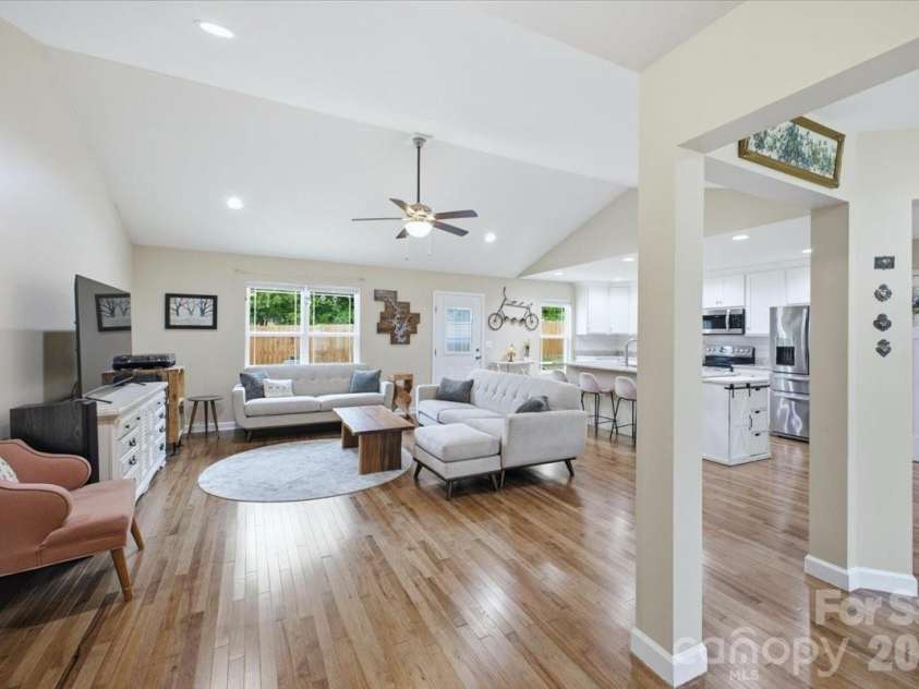 3788 Rene Lane, Maiden, NC 28650.  MLS# CAR4393846, YatesRealty ID 33184. 