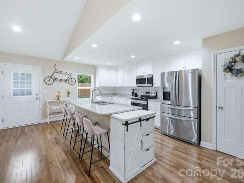 3788 Rene Lane, Maiden, NC 28650.  MLS# CAR4393846, YatesRealty ID 33184. 