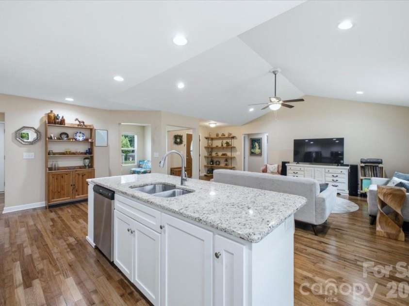 3788 Rene Lane, Maiden, NC 28650.  MLS# CAR4393846, YatesRealty ID 33184. 