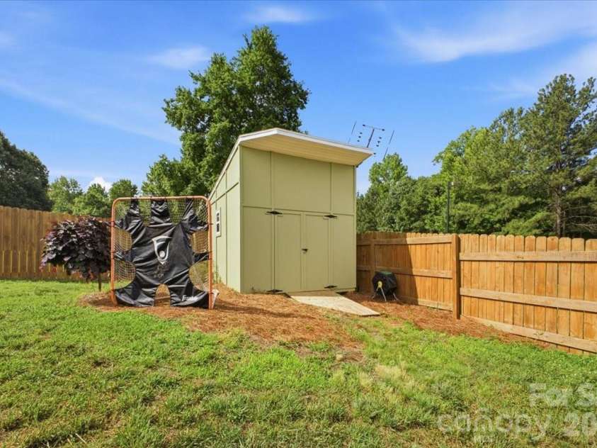 3788 Rene Lane, Maiden, NC 28650.  MLS# CAR4393846, YatesRealty ID 33184. 